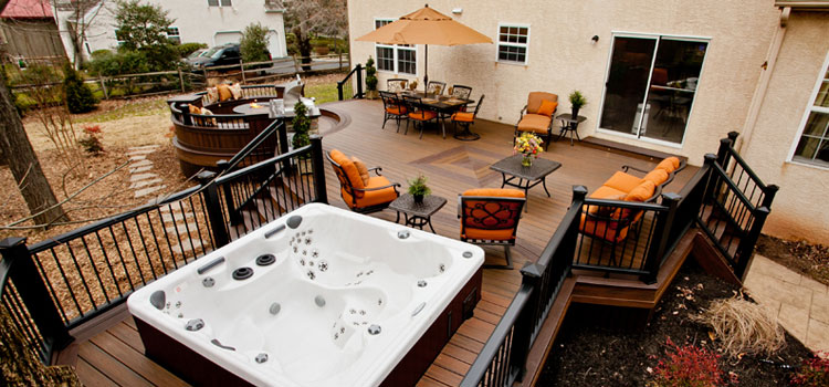 Creative Custom Decks Design in Cudahy, CA